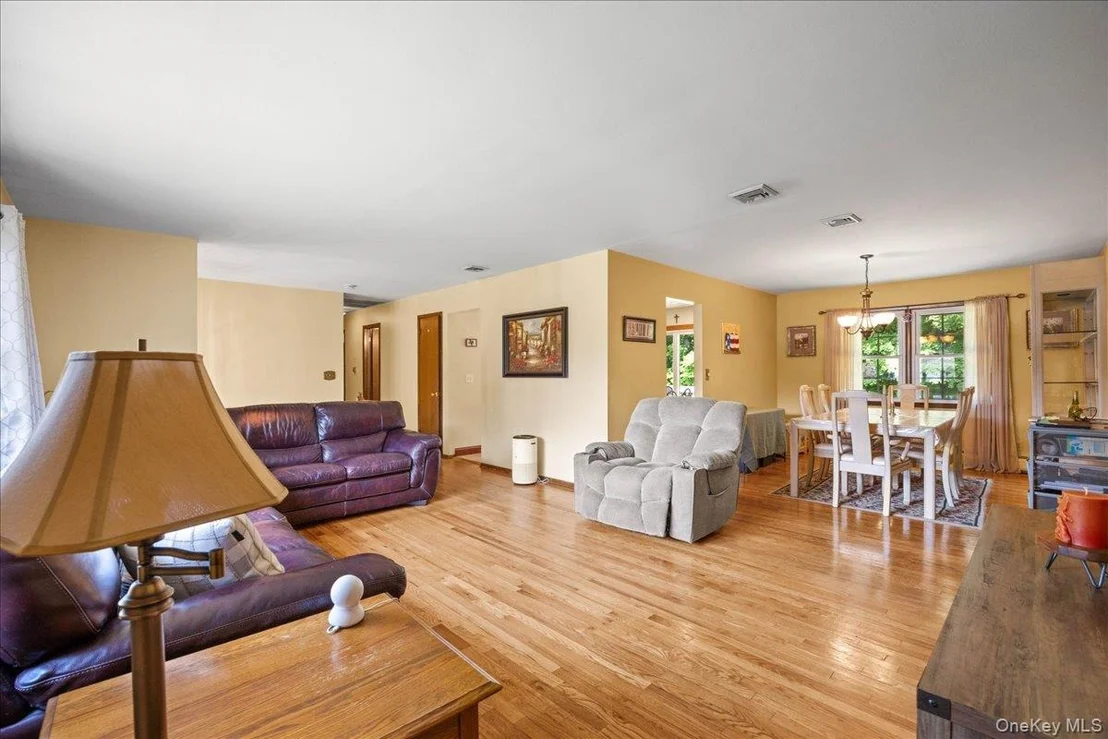 Photo of 19 Bradner Drive