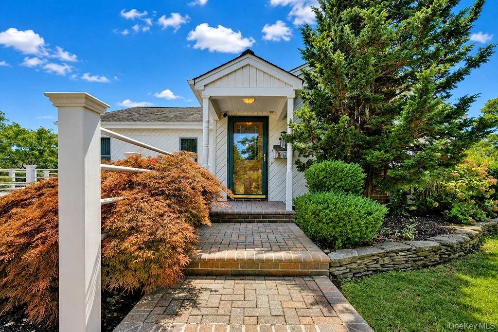 Photo of 8 Stuart Avenue