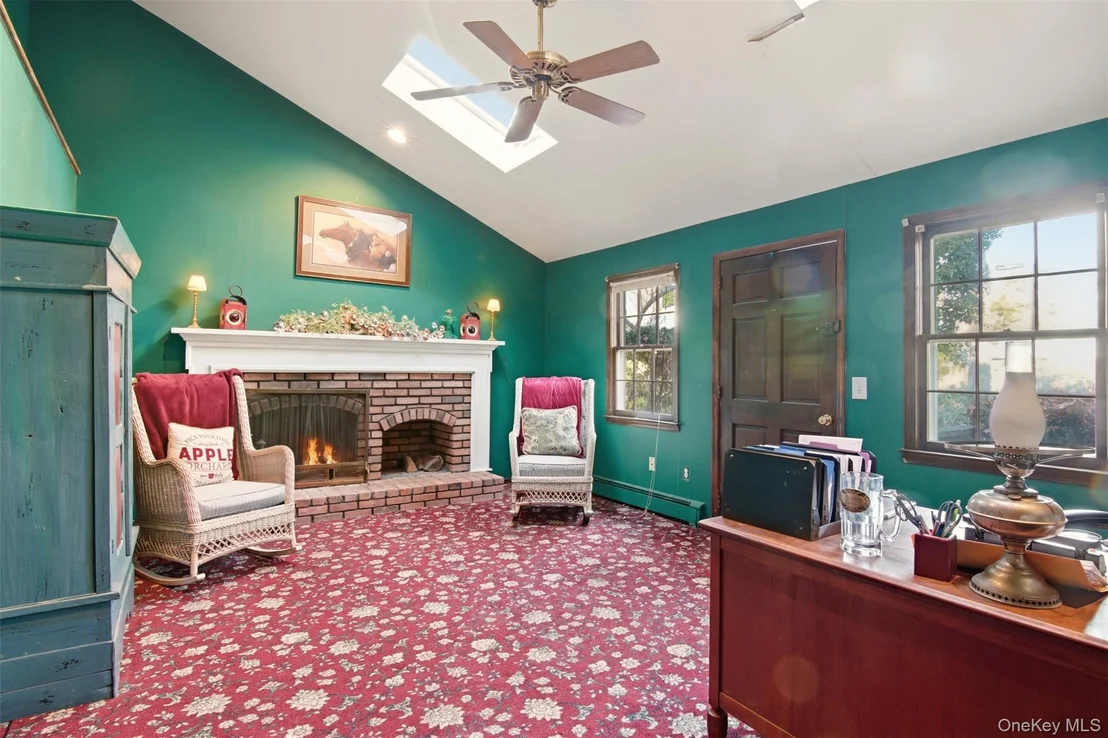 Photo of 105 Rustic Road