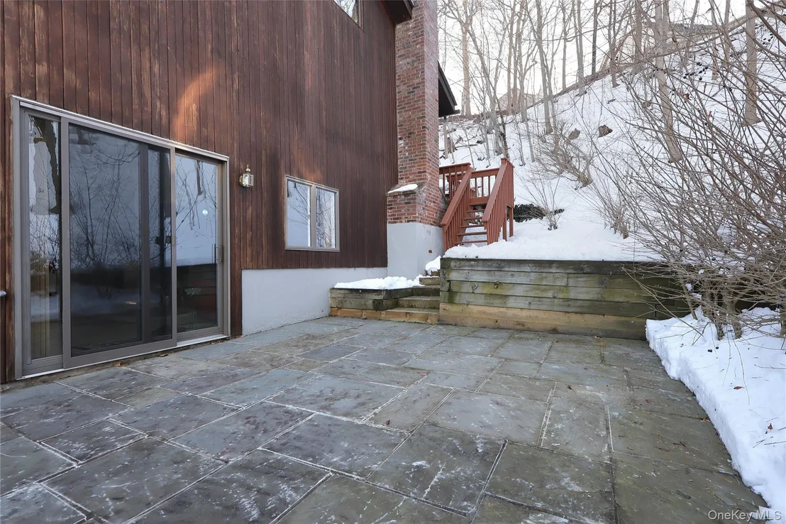 Photo of 10 Pine Brook Road