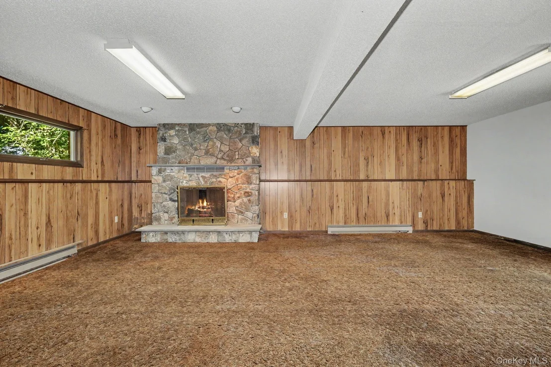 Photo of 214 Starr Ridge Road