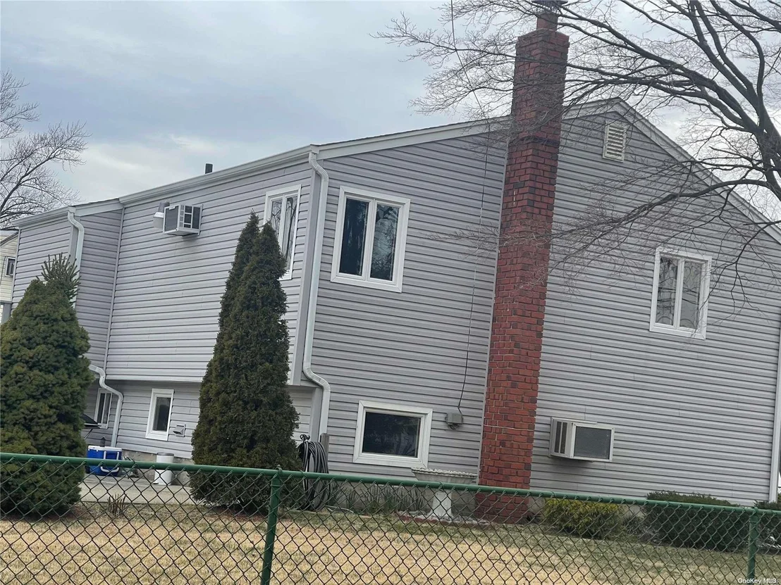 Photo of 141 6th Street