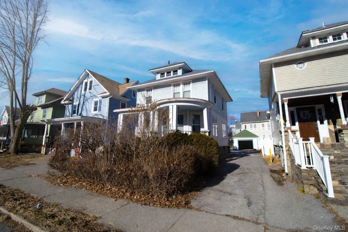 Photo of 409 Baker Street
