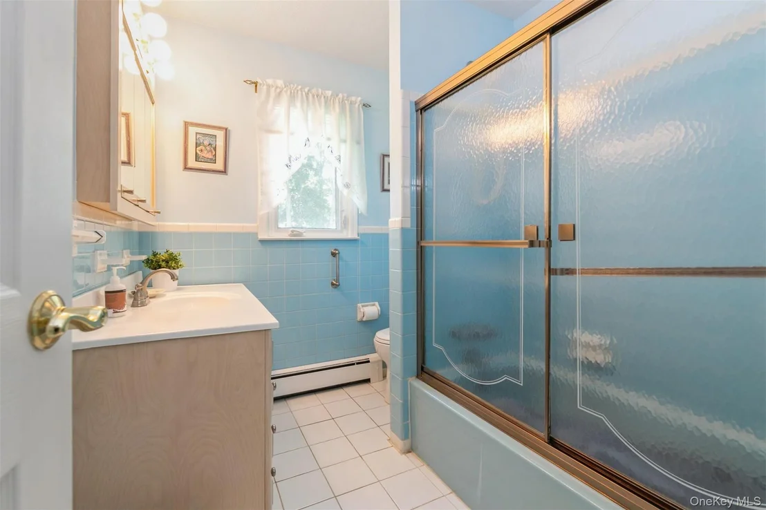 Photo of 42 Summit Drive