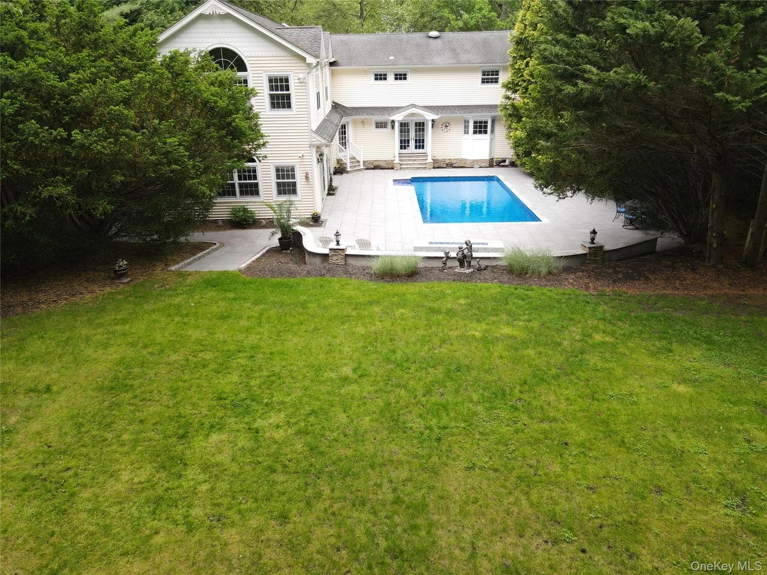 Photo of 48 River Heights Drive
