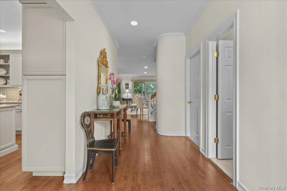Photo of 18 Brookview Drive