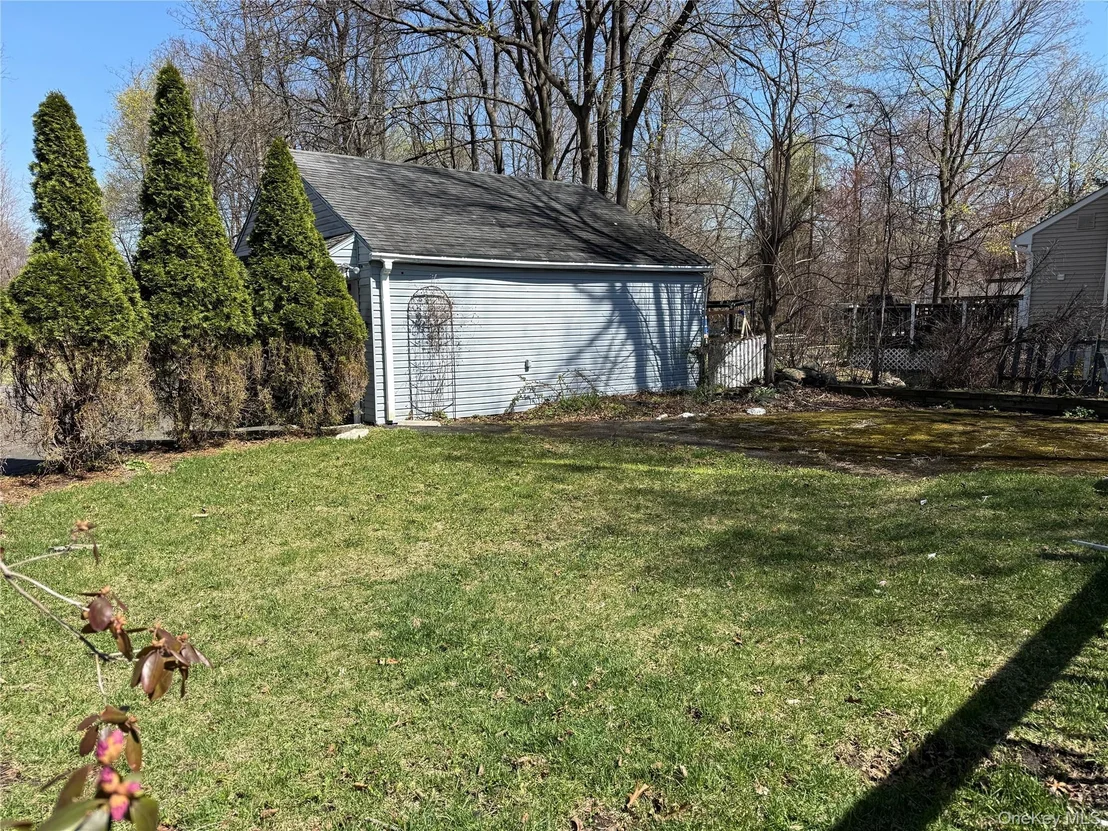 Photo of 176 Willow Avenue