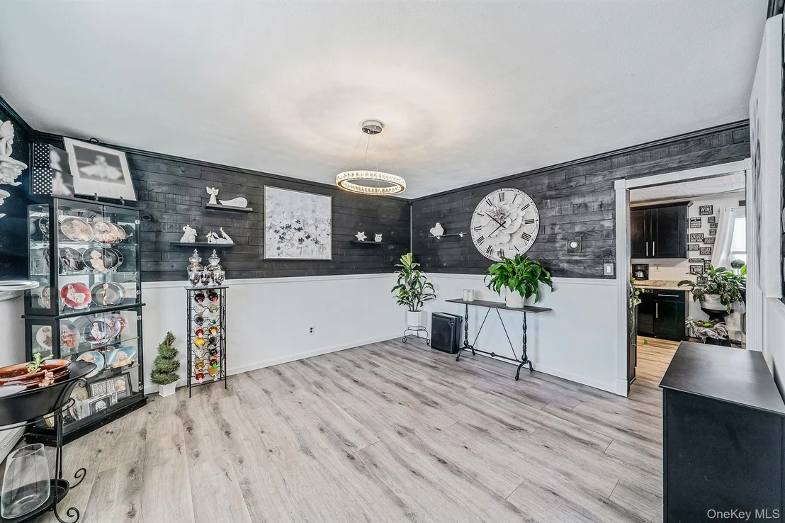Photo of 14 Ormand Avenue