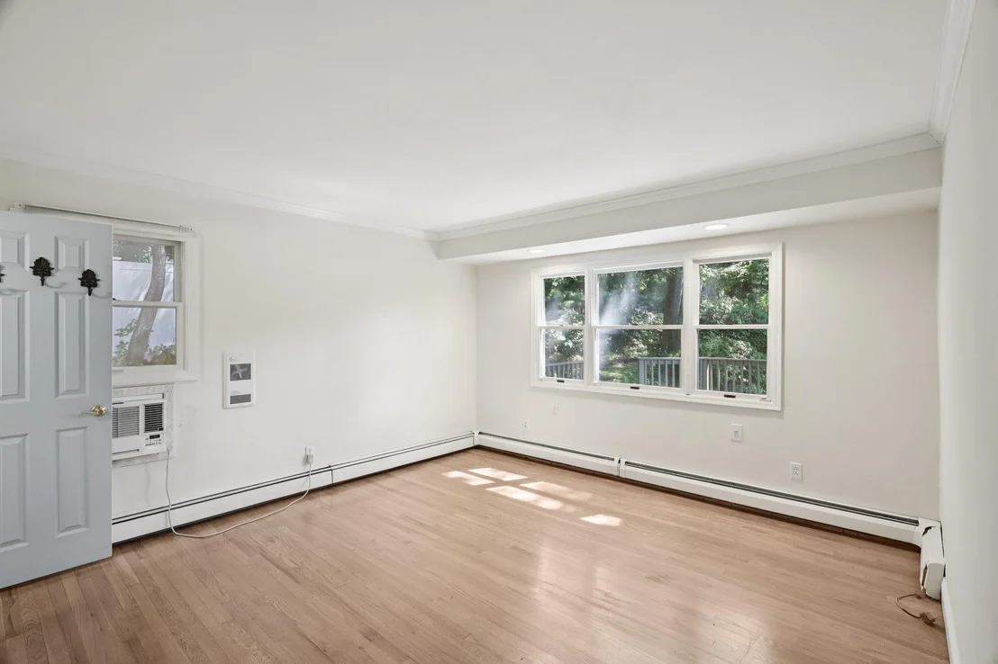 Photo of 65 Winston Drive