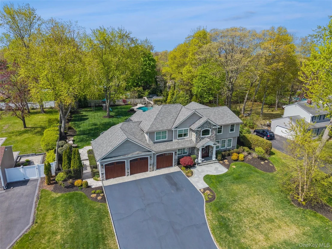 Photo of 10 Kingfisher Drive