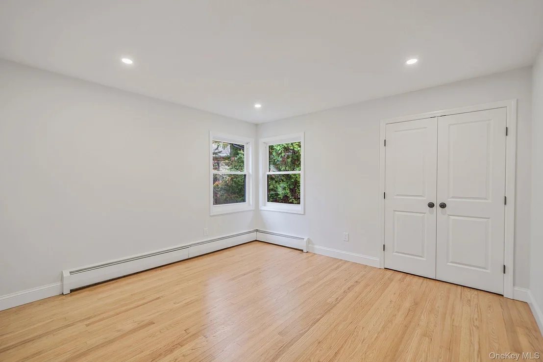 Photo of 780 Westview Drive