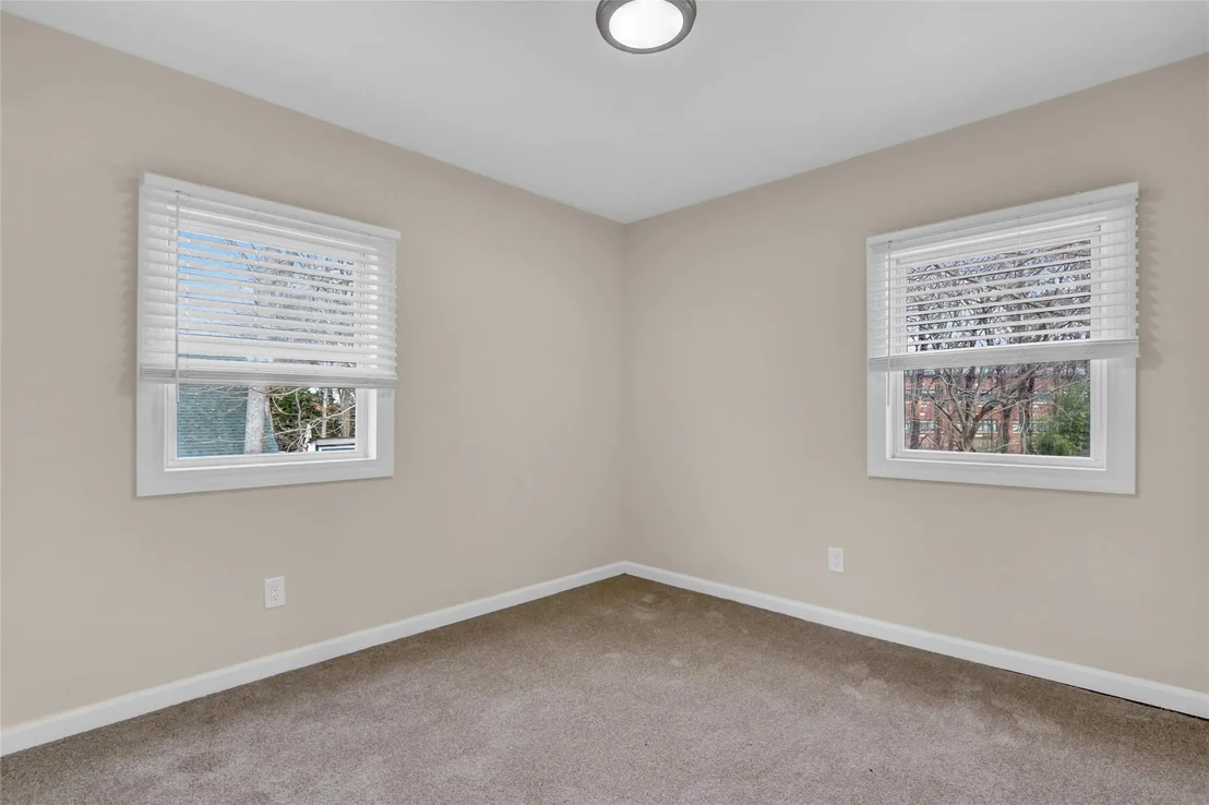 Photo of 219 Floyd Road