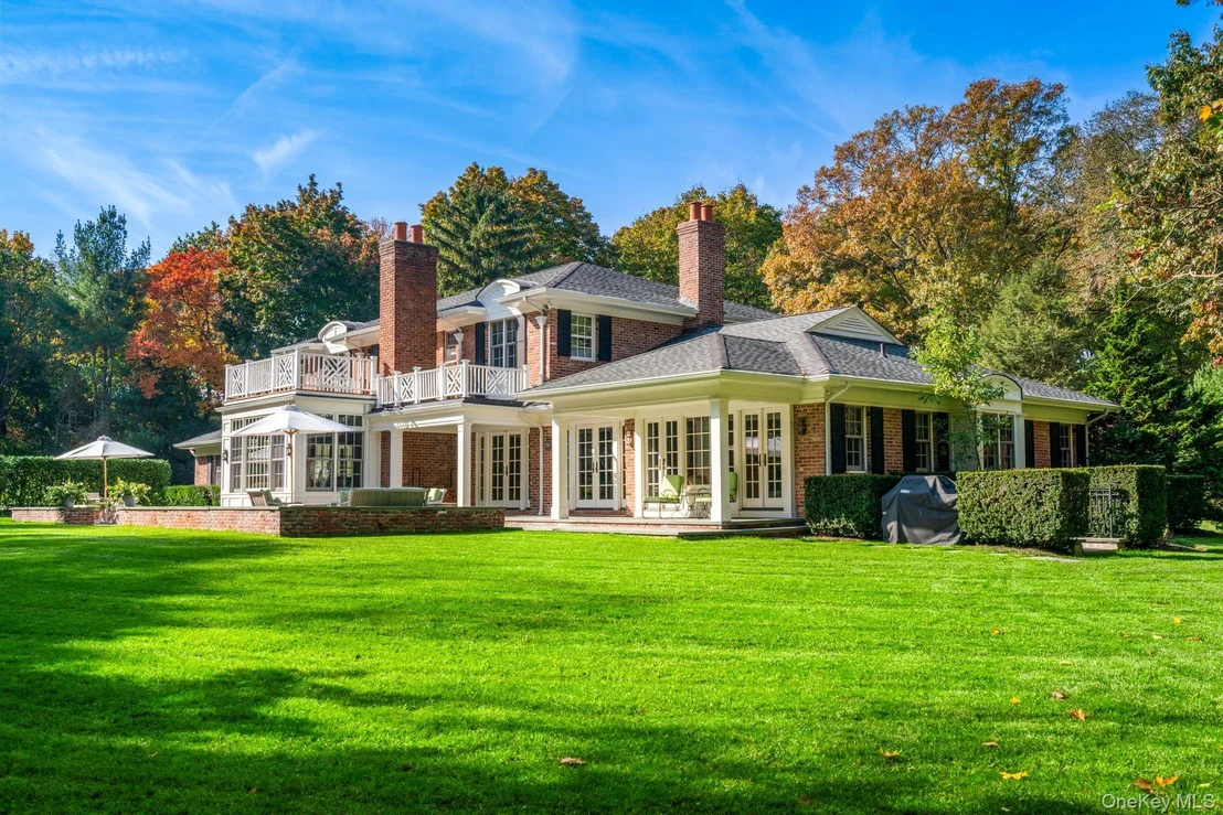 Photo of 30 Underhill Road