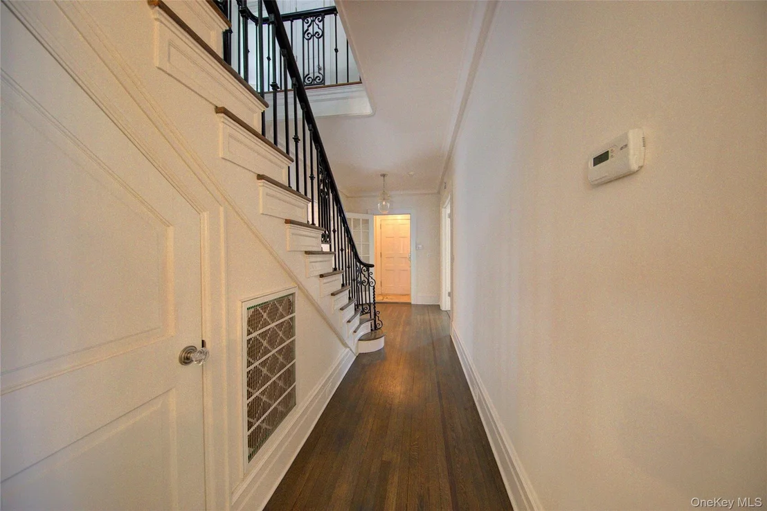 Photo of 159 Magnolia Boulevard