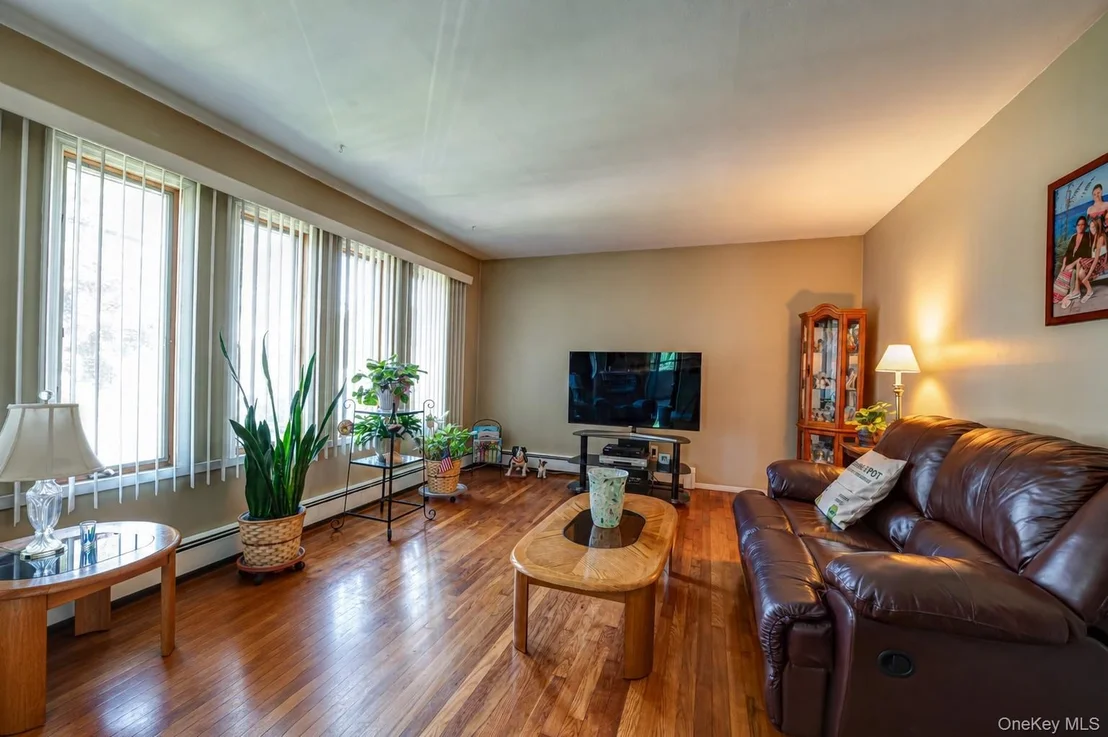 Photo of 6 45th Street