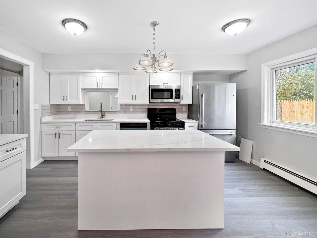 Photo of 19 Leaf Avenue
