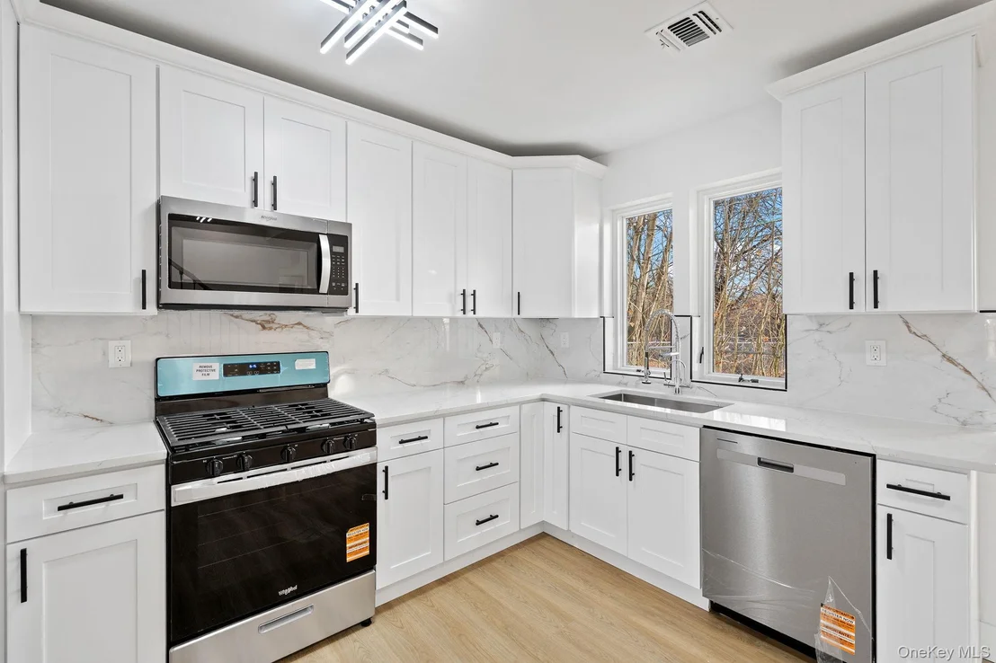 Photo of 39 Overland Drive