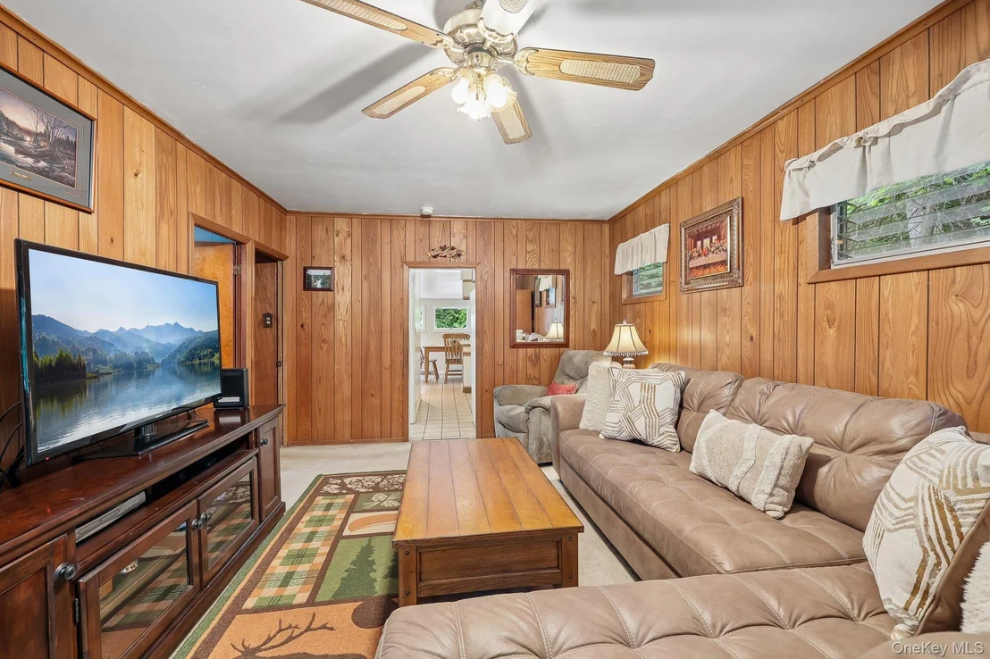 Photo of 25 Sylvan Trail