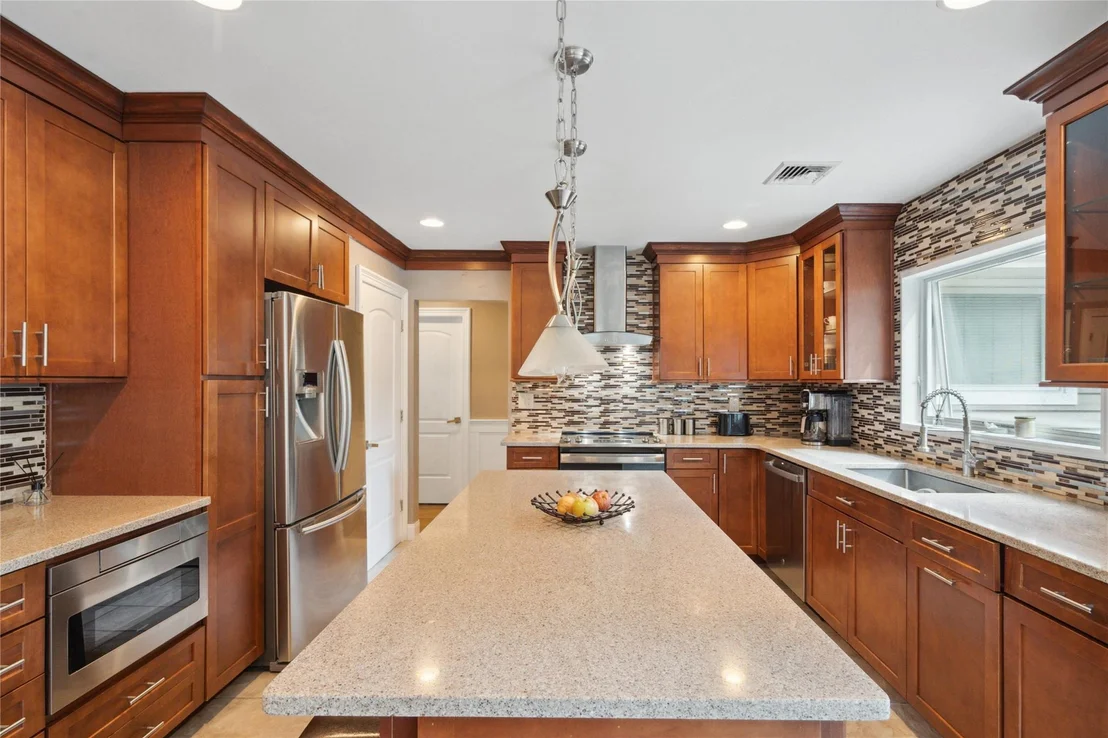 Photo of 2126 Cayuga Drive