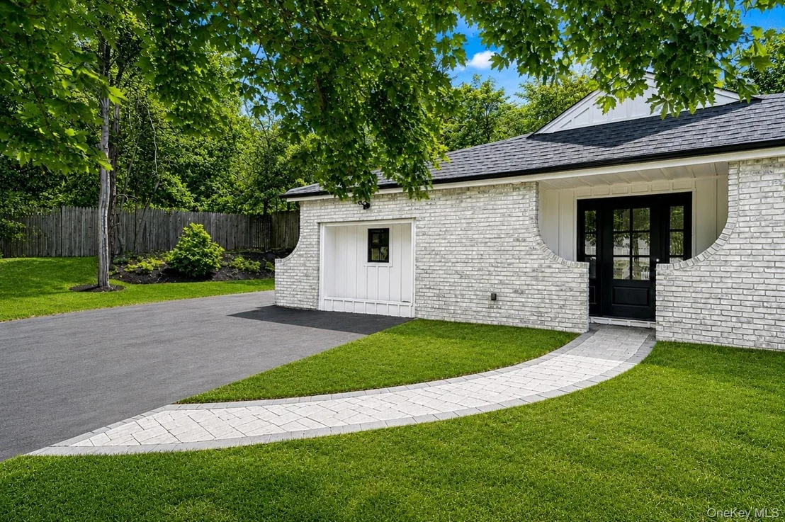 Photo of 30 Bradley Drive