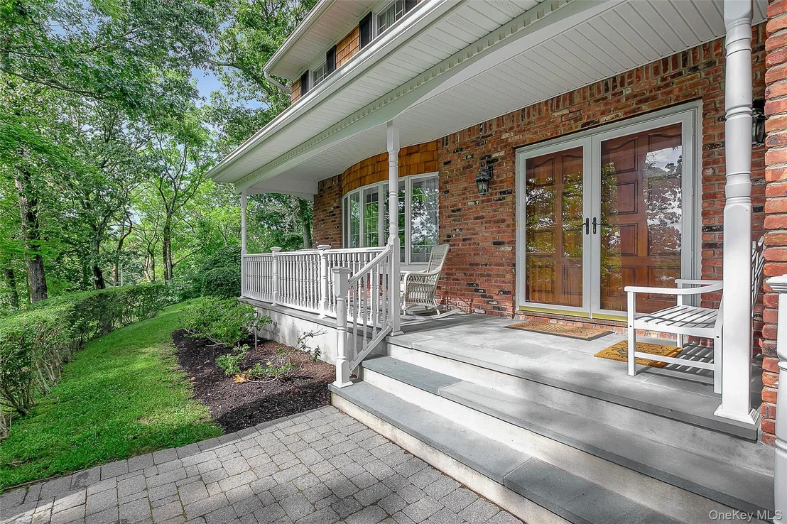 Photo of 451 River Road