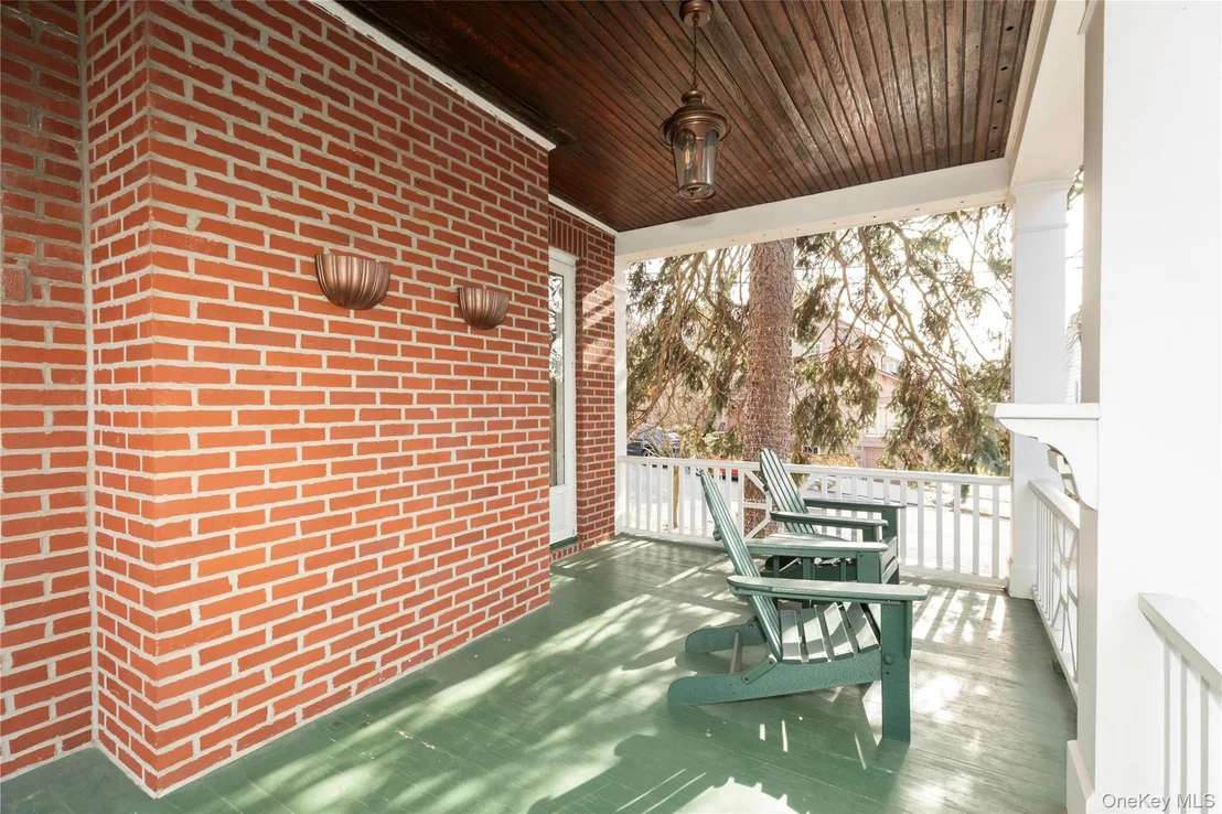 Photo of 77 Buckley Street