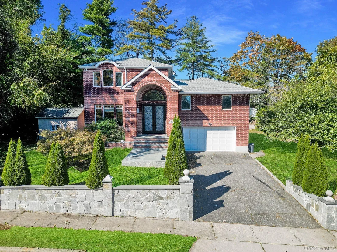 Photo of 300 Ellen Place