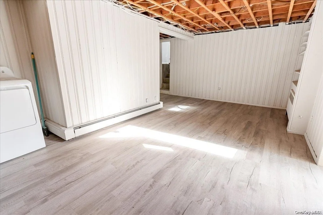 Photo of 35 Parkview Circle S