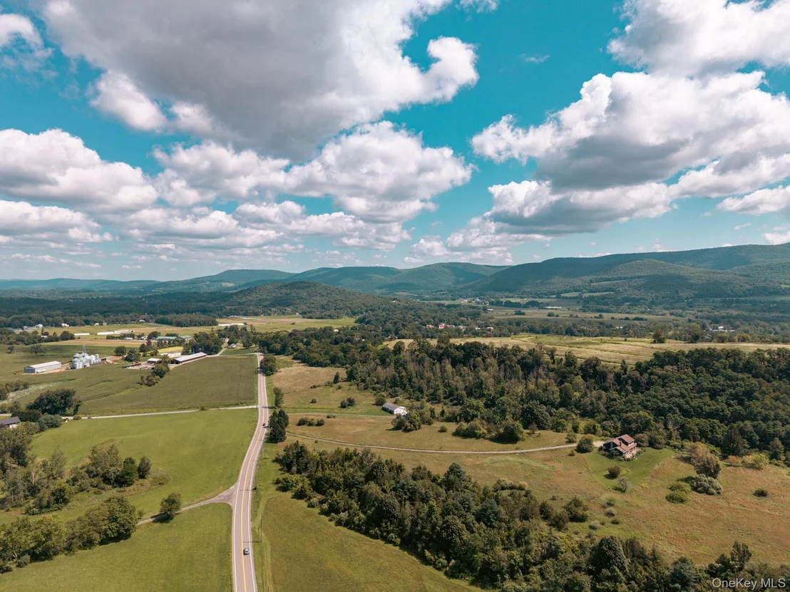 Photo of 1492 County Route 7A