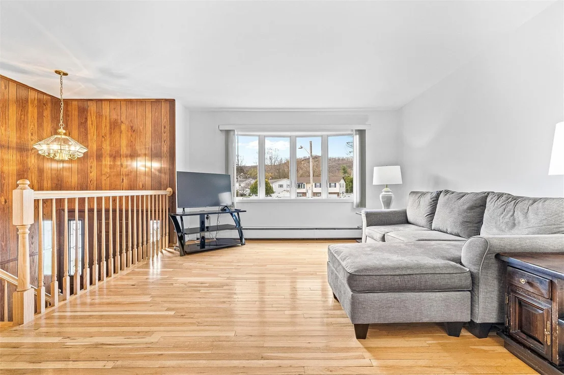 Photo of 18 Eakman Drive