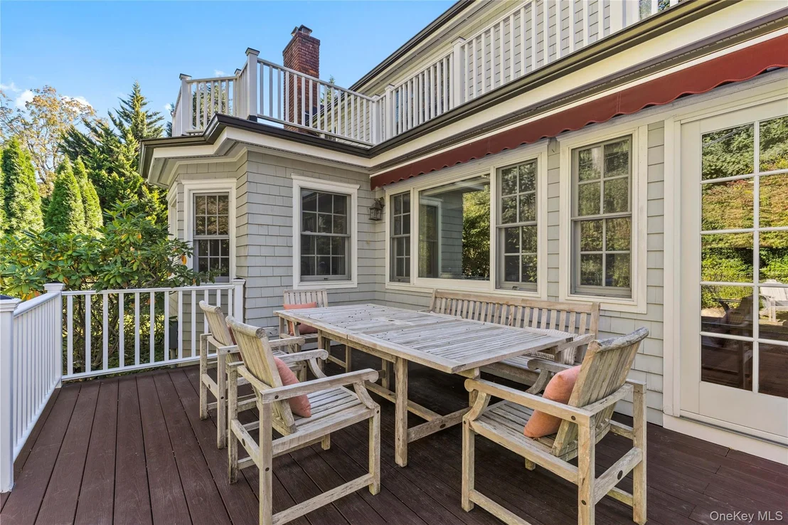 Photo of 69 Brevoort Lane