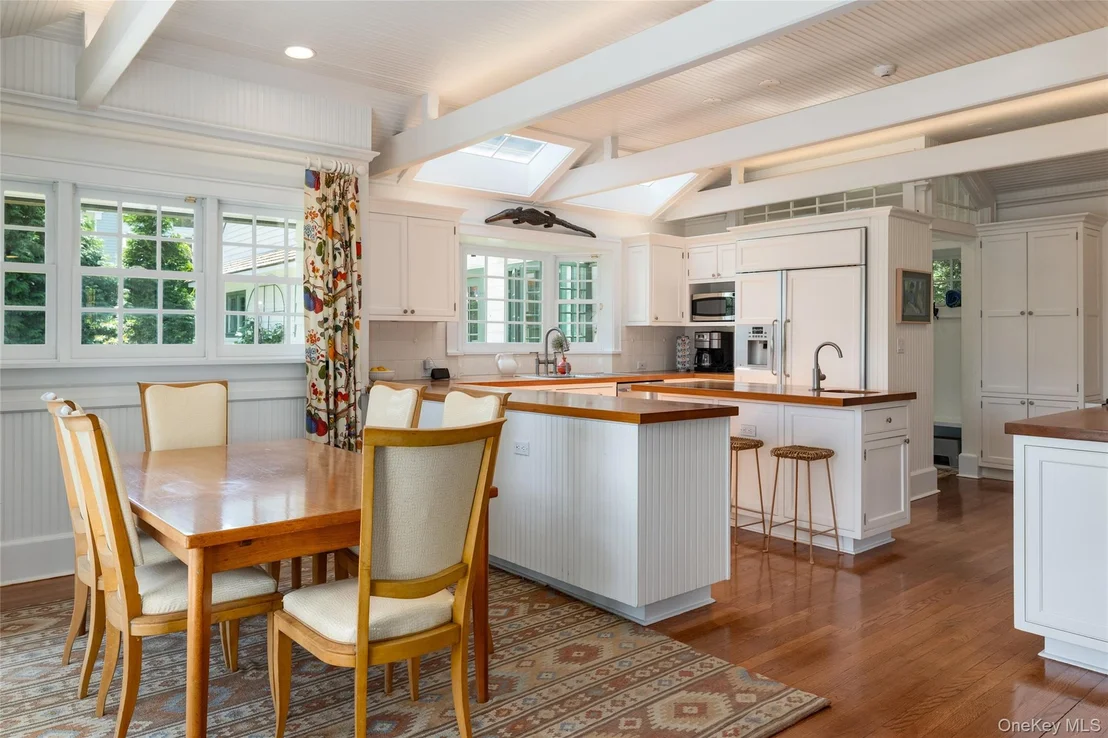 Photo of 87 Hix Avenue