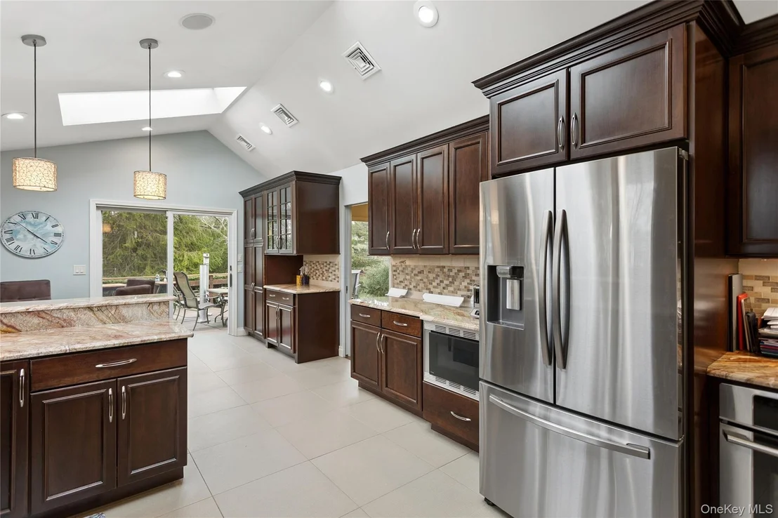 Photo of 230 Richards Lane