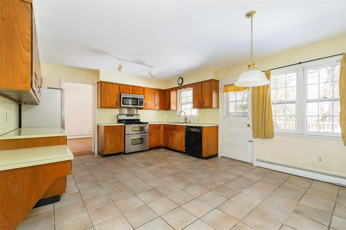 Photo of 19 Surrey Lane