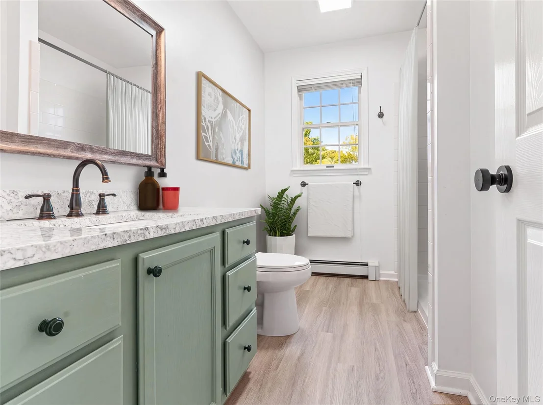 Photo of 105 Huntley Drive