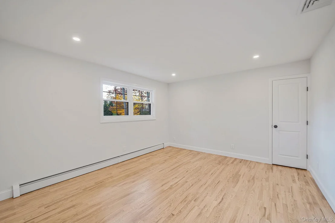 Photo of 780 Westview Drive