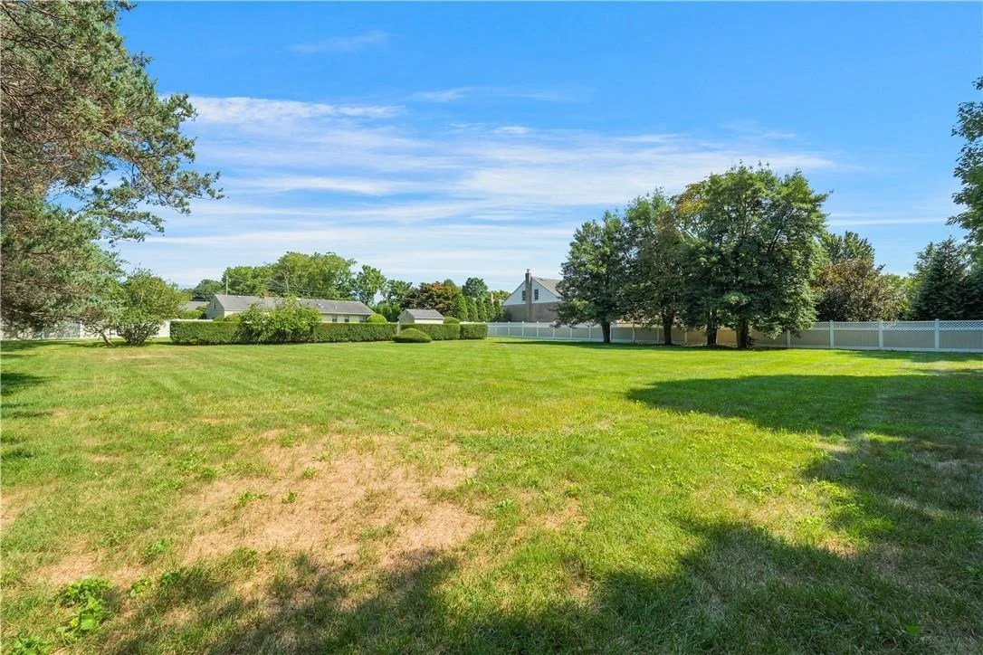 Photo of 202 Moriches Road
