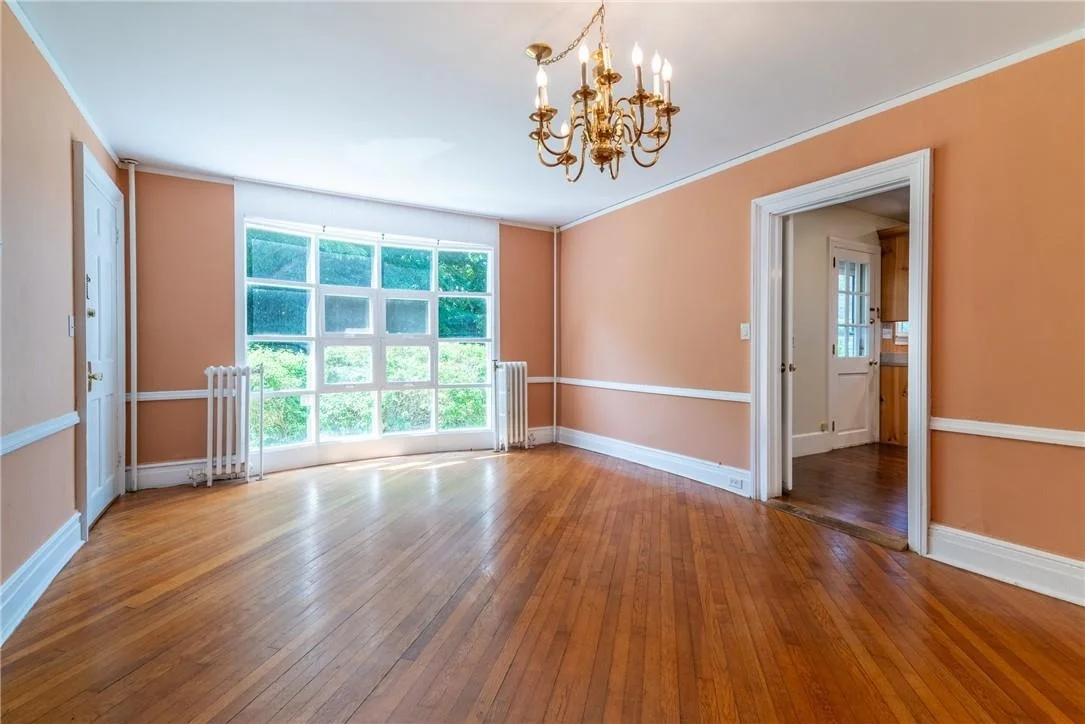 Photo of 614 Bedford Road