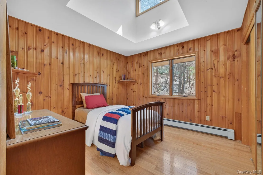 Photo of 31 Deer Ridge Road