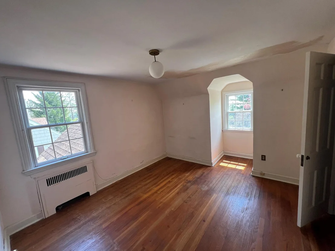 Photo of 35 Smith Avenue