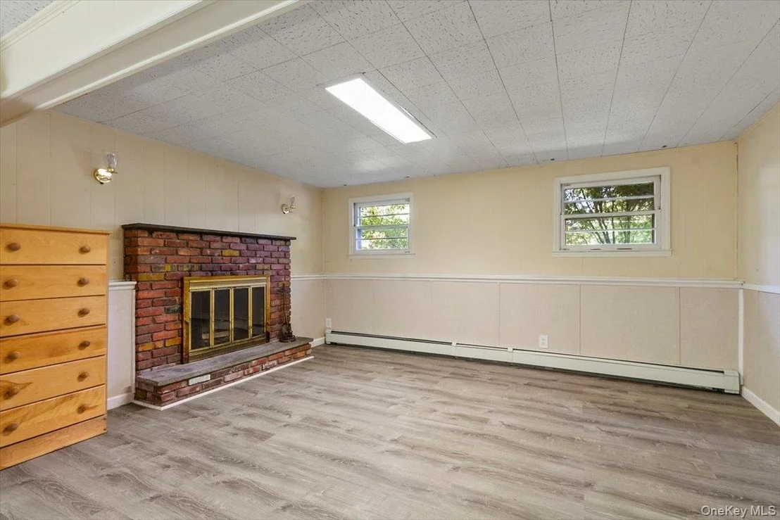 Photo of 1 Emerald Lane