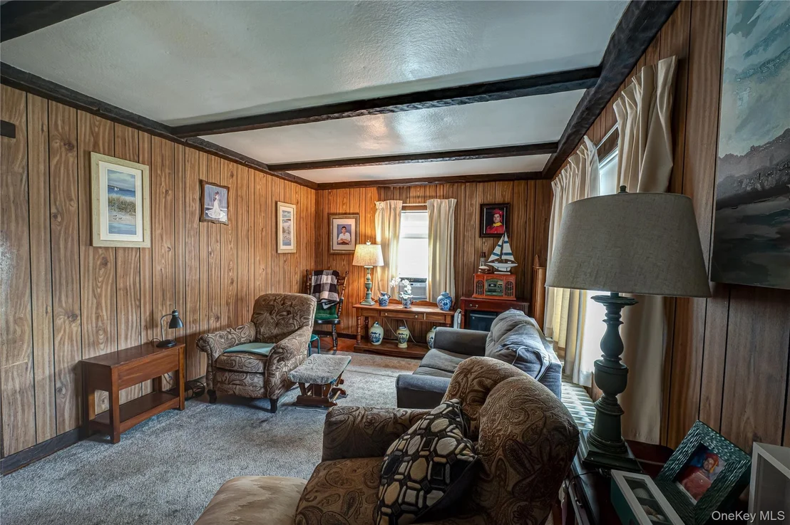Photo of 7 Bailey Avenue