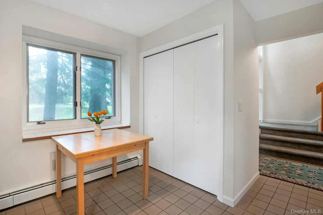Photo of 707 Eagle Bay Drive