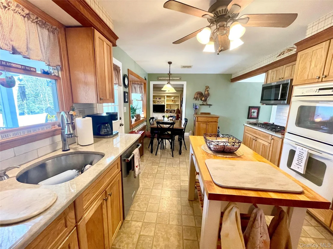 Photo of 4 Sylvan Way
