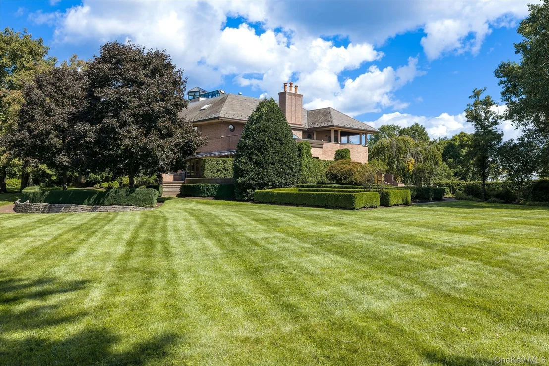 Photo of 7 Rockledge Road