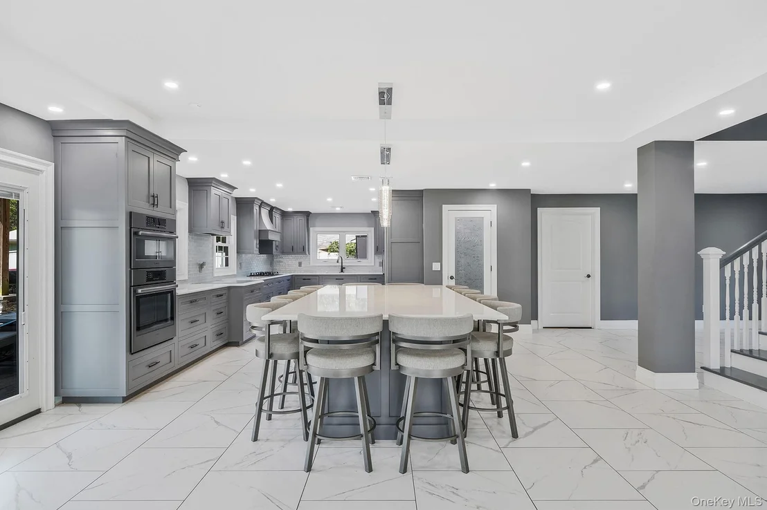 Photo of 48 Walnut Street