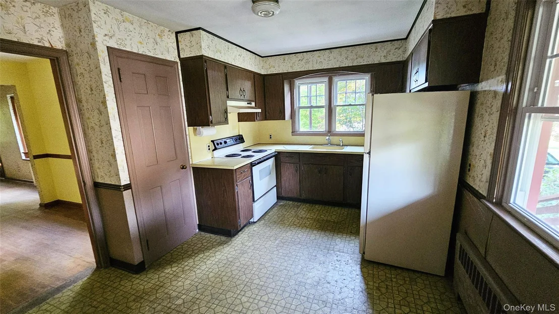 Photo of 233 Peaceable Hill Road