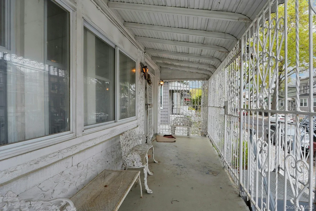 Photo of 515 Beach Avenue