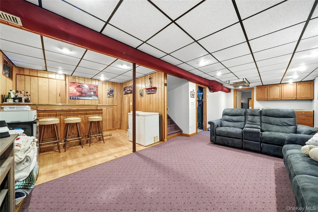 Photo of 21 Broadlawn Drive