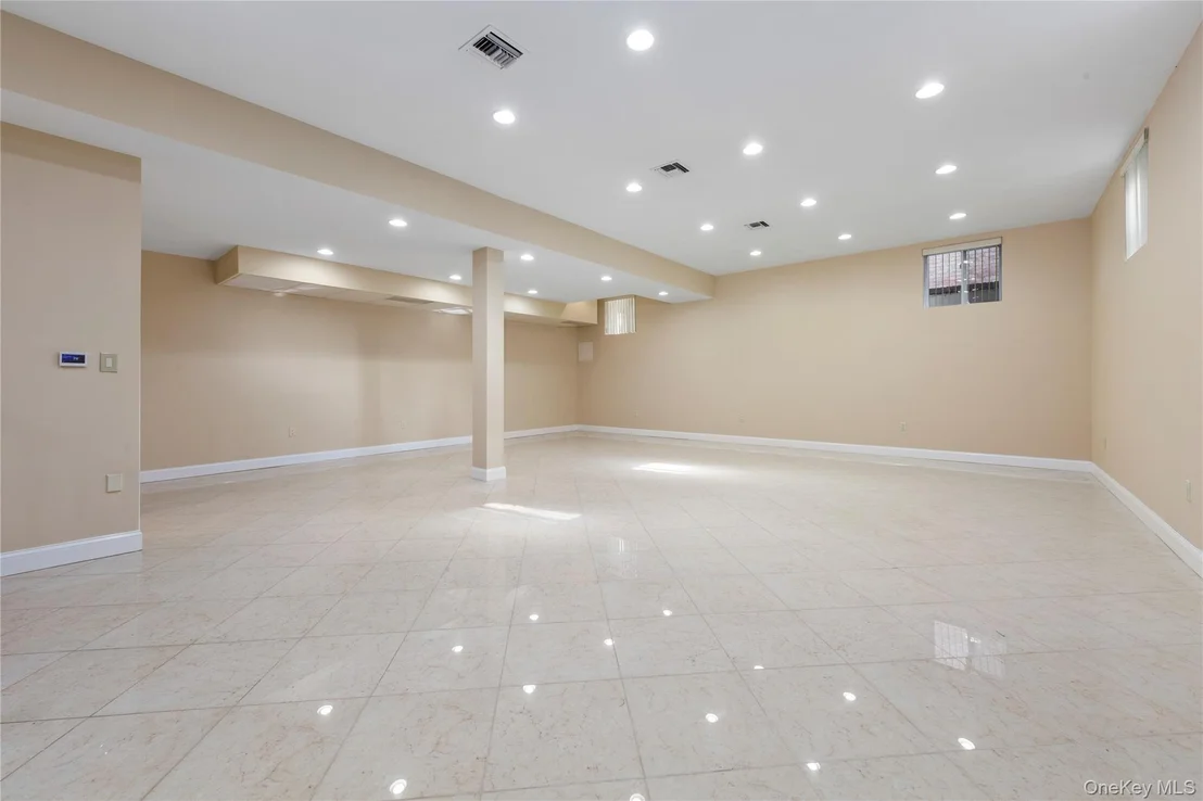 Photo of 104 Malba Drive